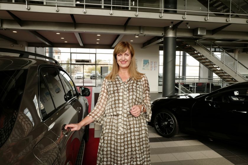 Five Challenges That Car Salespersons Have to Face