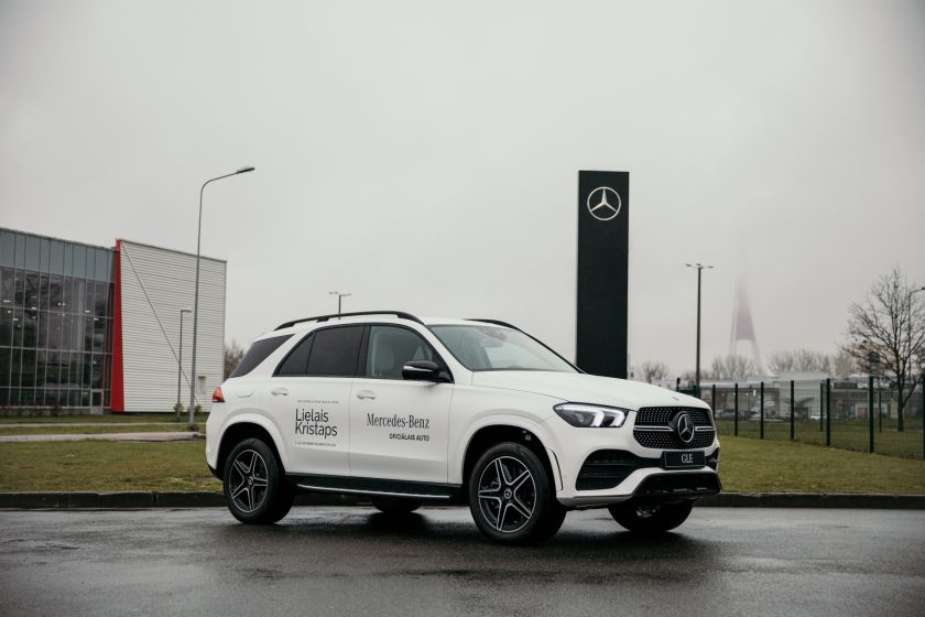 SIA “Domenikss” aicina baudīt lielākos nacionālā kino svētkus Latvijā “Lielais Kristaps”