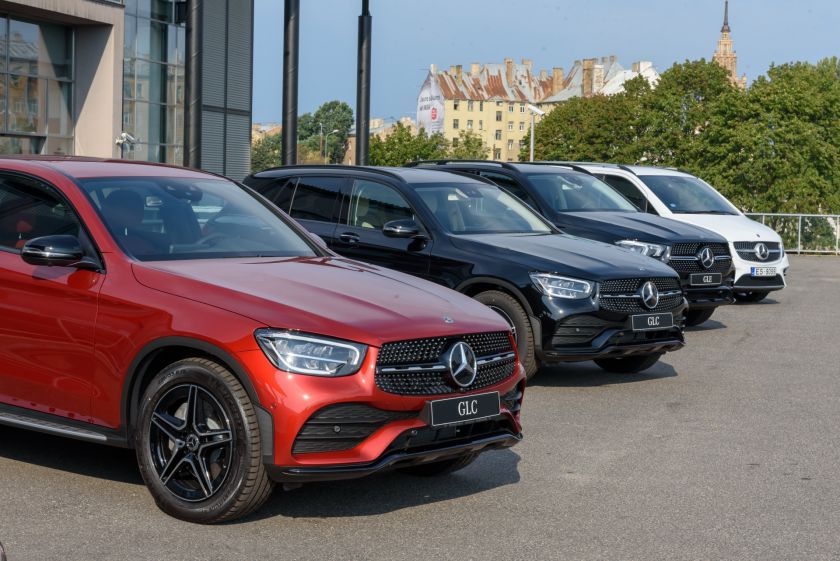 Domenikss auto tirdzniecības salons atsāk darbu sestdienās.